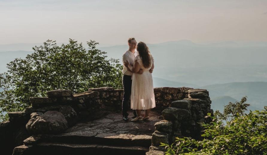 The Wedding Website of Madison Wright and Aaron Wells