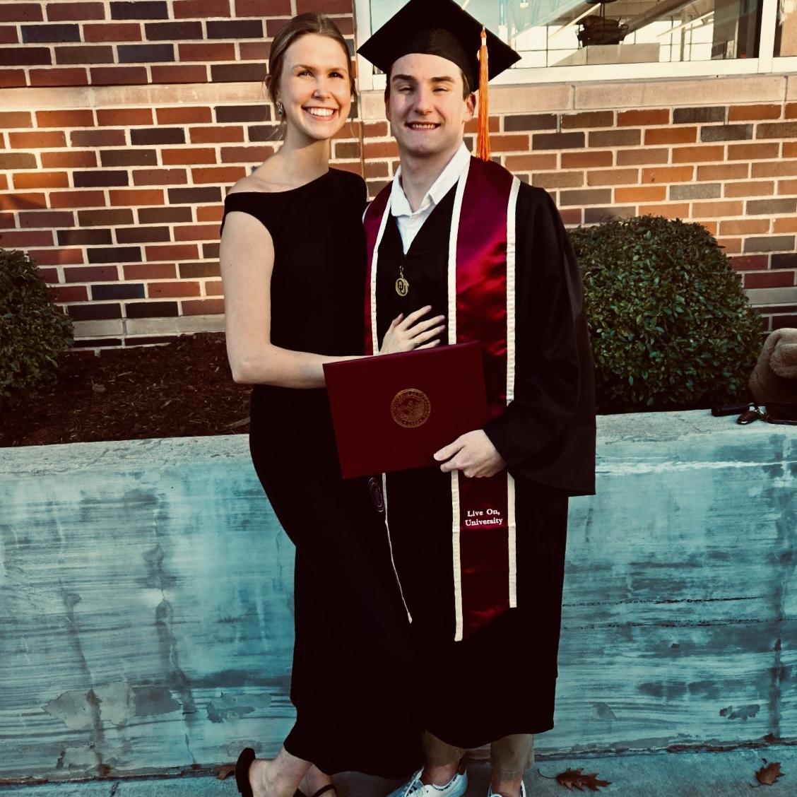 Davis’ college graduation! 🎓