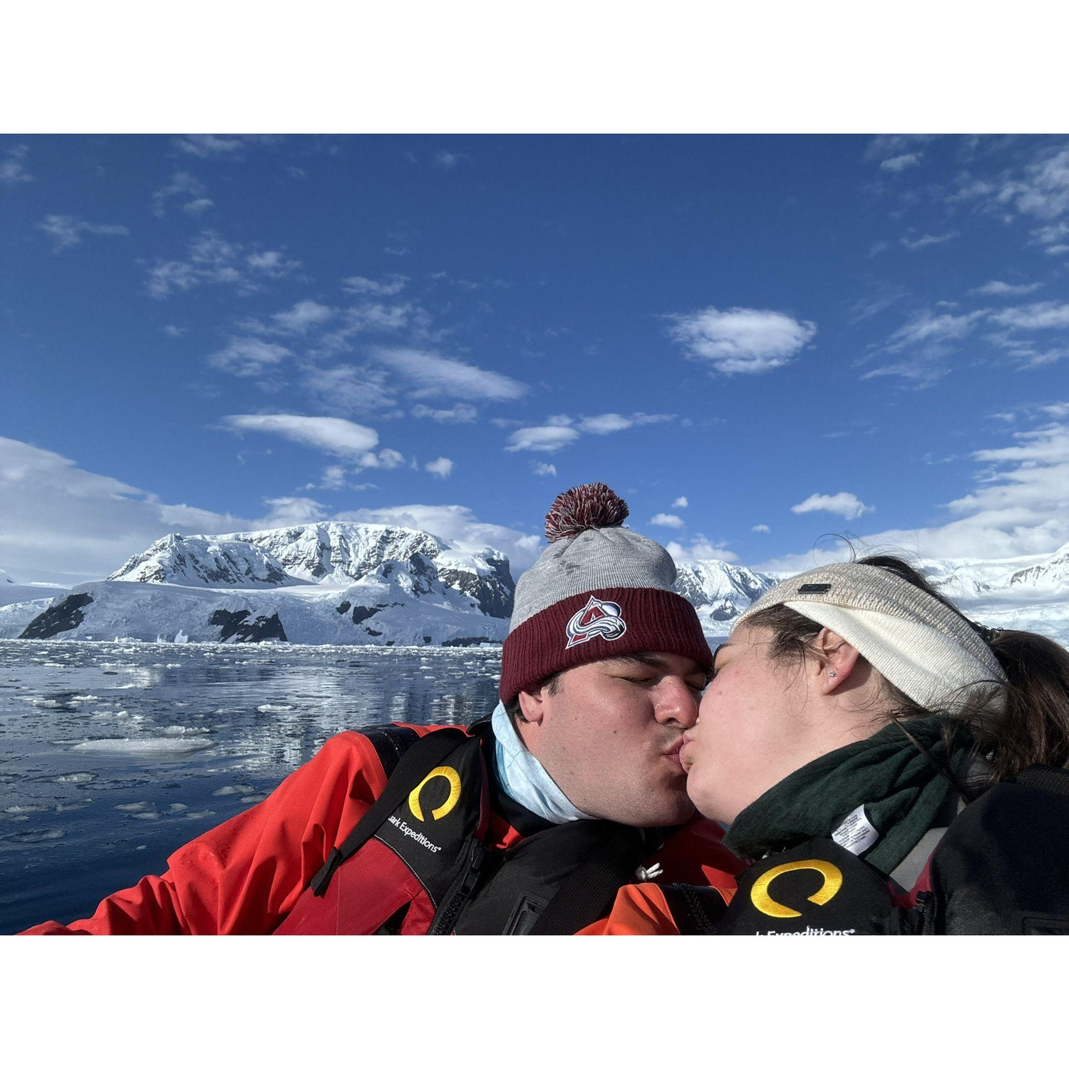 A kiss floating along the Southern Ocean