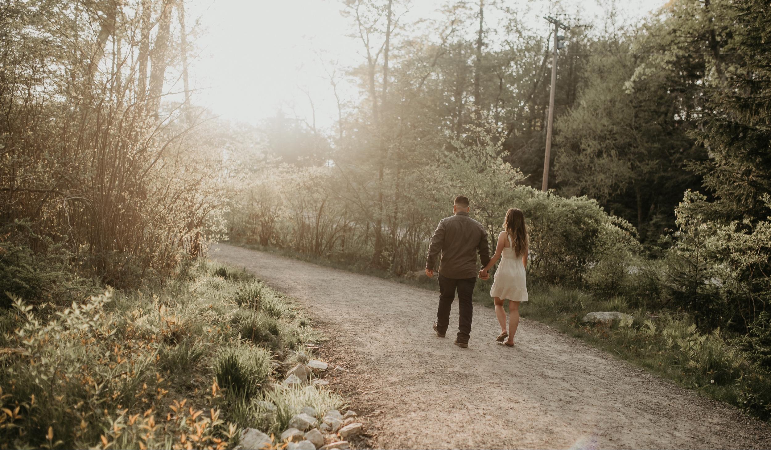 The Wedding Website of Alexis Raguseo and Peter Link