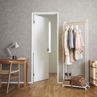 Tower Rolling Garment Rack