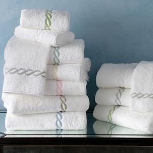 Classic Chain Hand Towel, Light Blue