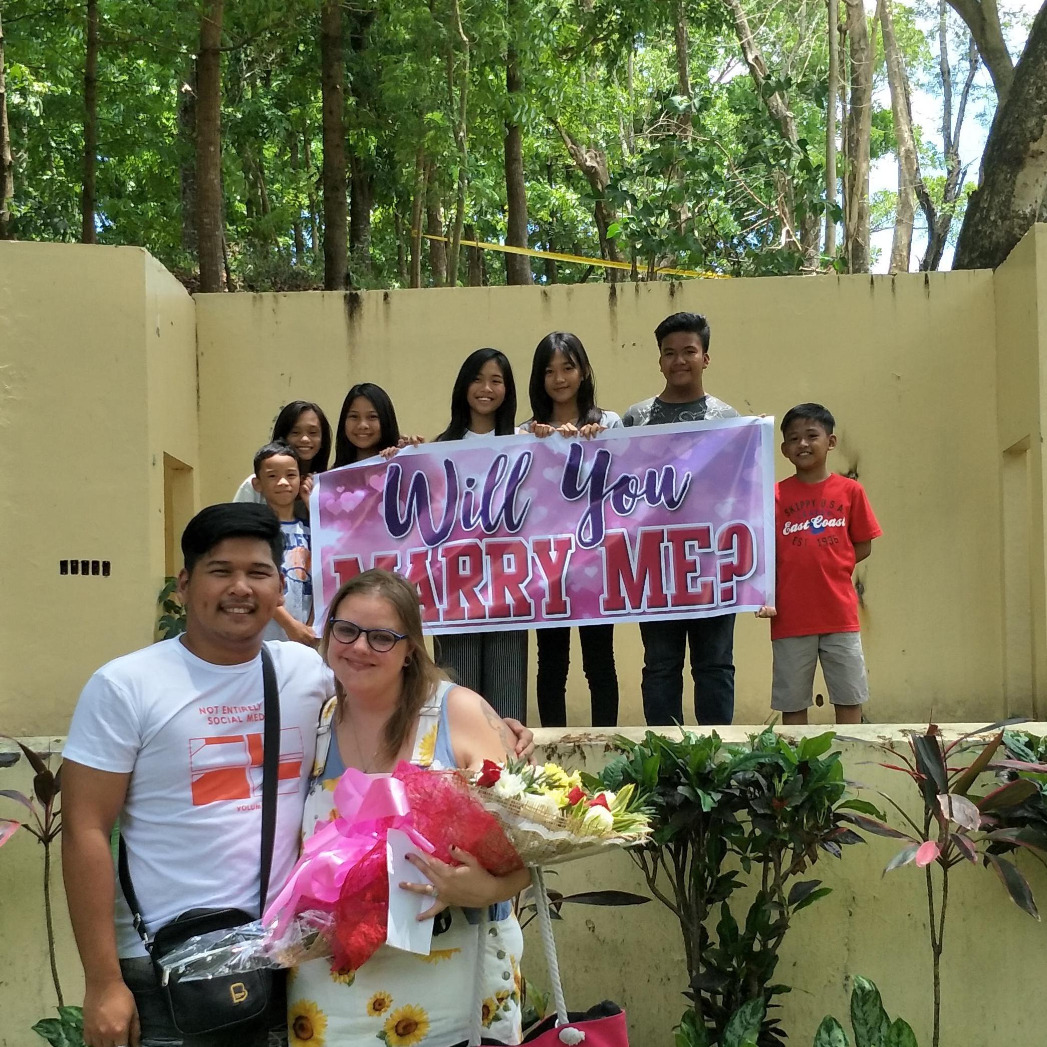 Raymond proposed, successfully receiving a yes from Crystal, and with lots of help from his nieces and nephews