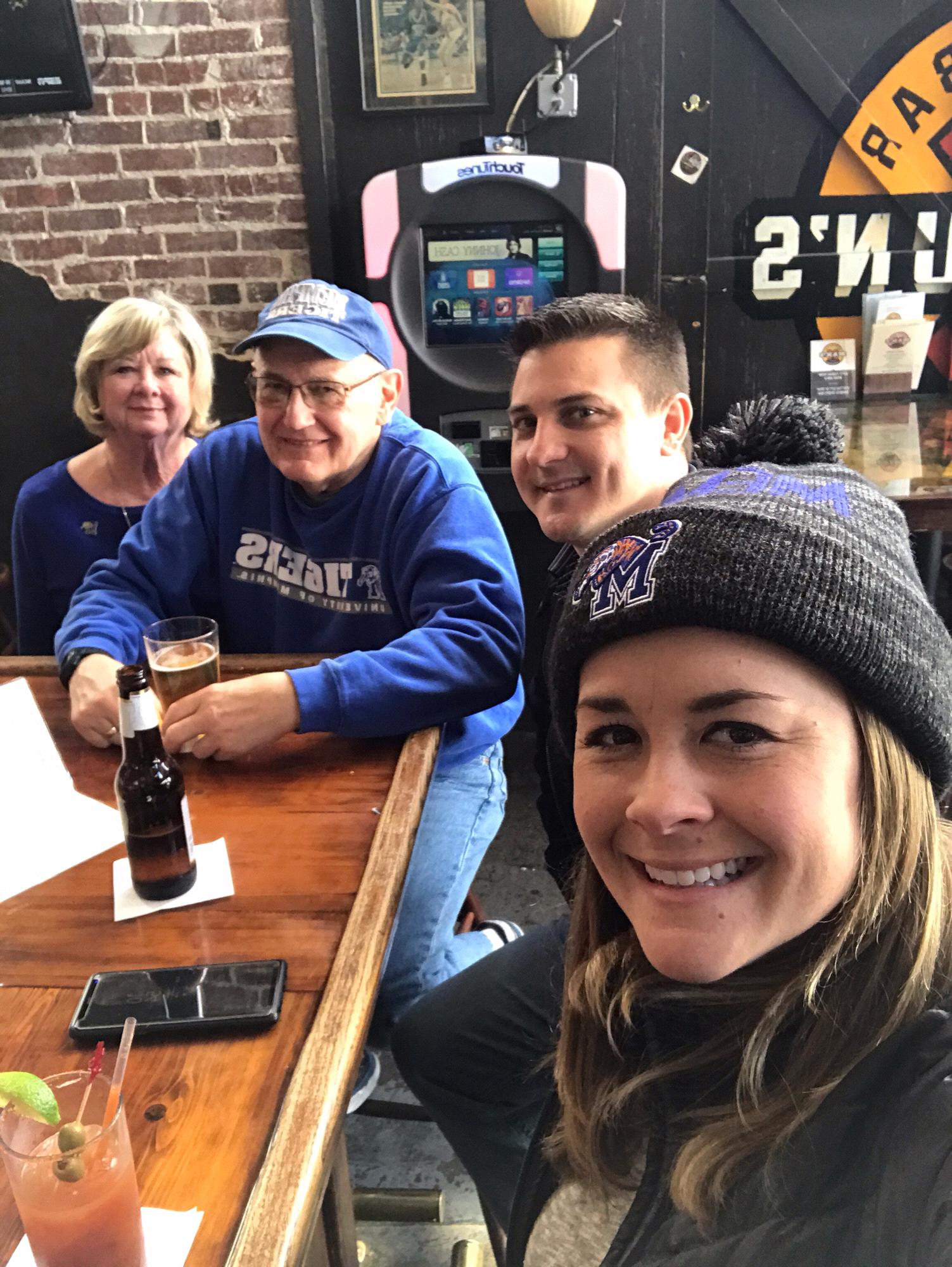 Max’s Sports Bar