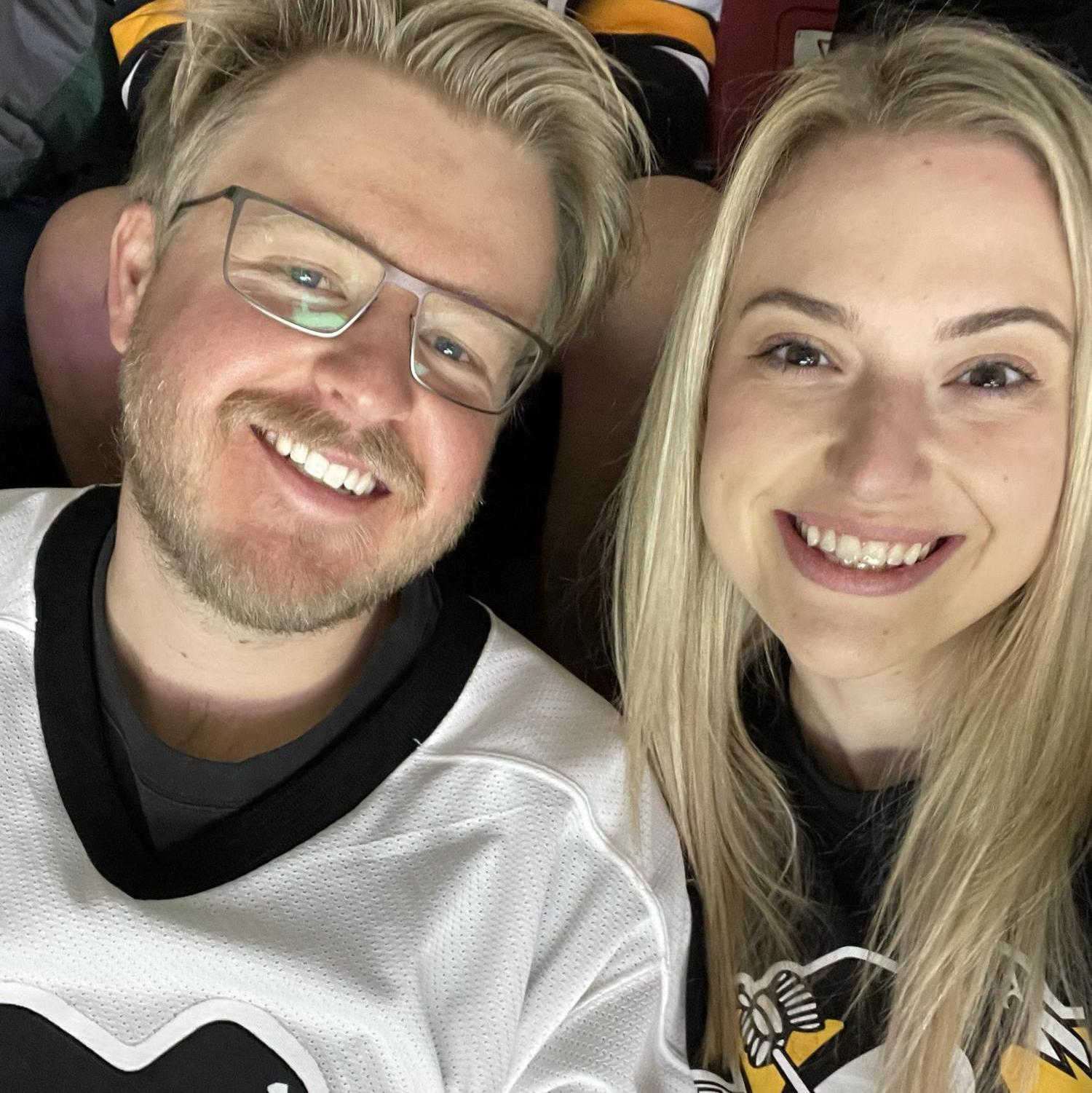 Taylor's first (of many...) hockey game!