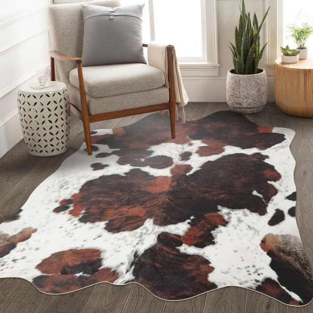 Guyi Rare Faux Cowhide Rug 4.6x5.2 ft Cow Rug Cow Print Rug Rustic Chic Rugs for Living Room Bedroom Dining Room Area Rugs Brown Rugs Carpet with Non Slip Backing Animal Rug for Room Decor
