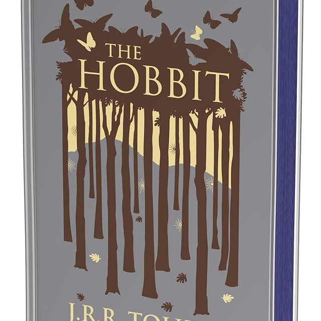 The Hobbit Collector's Edition: A Special Edition of the Classic Fantasy Novel (Tolkien Illustrated Editions)