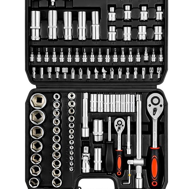 XHTT Mechanics Tools Kit,108-Piece 1/4"&1/2 Metric And Standard Socket Set,Ratchet Set,Quick Release Reversible Ratchet Wrench,Universal Joint,Extension Bars.