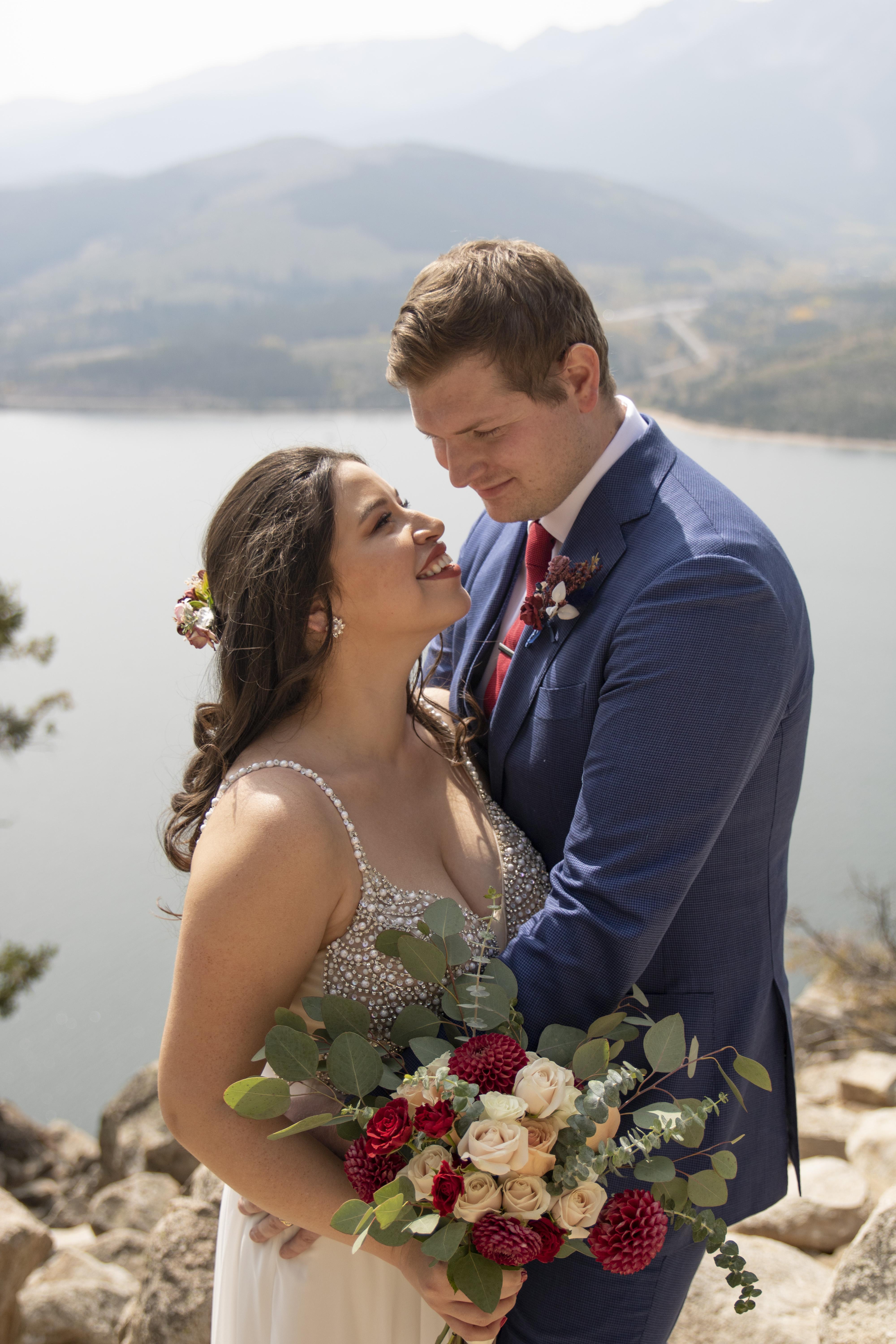 The Wedding Website of Lyndsay Adams and Connor Stephen