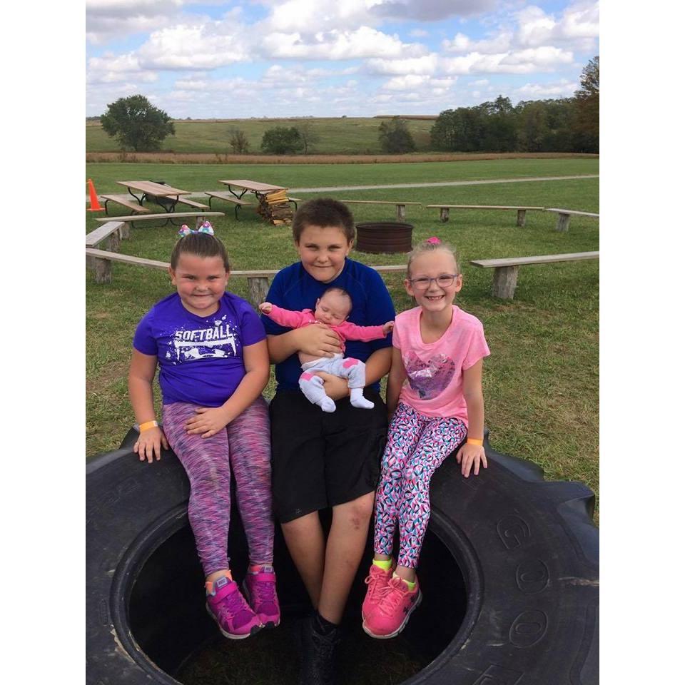 Harmonee, James, Emery, & Kayley