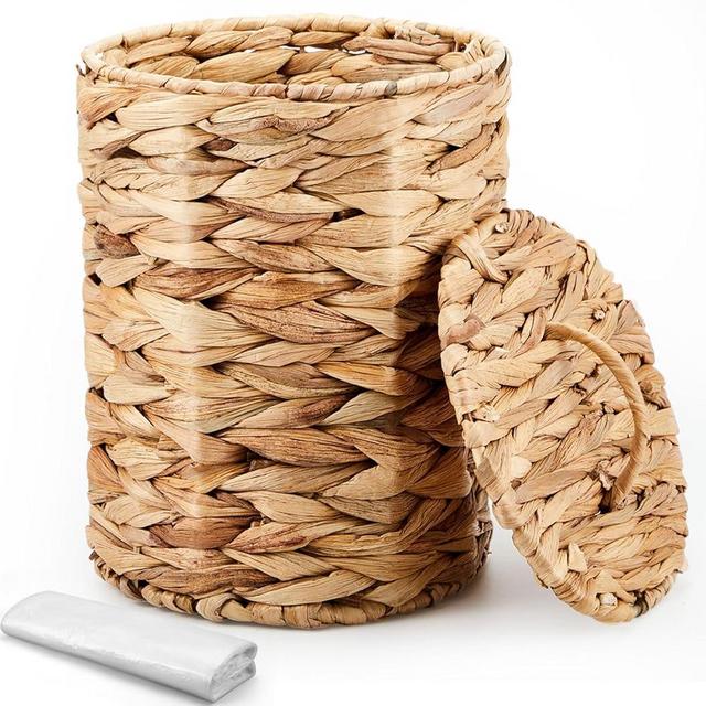 Ctosree Wicker Trash Can Woven Wicker Waste Basket for Bathroom with Lid Handle Boho Small Wicker Trash Basket with 100 Plastic Garbage Bags Wastebasket Garbage Bin for Bedroom Office Laundry Storage
