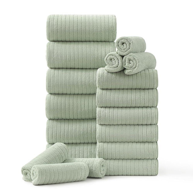18 Piece Family Bath Towel Set Include 6 Bath Towels,6 Hand Towels and 6 Washcloths Soft Bathroom Towel with Hanging Loops,Highly Absorbent Quick Dry Towels Set for Bathroom,Hotel and Spa-Green