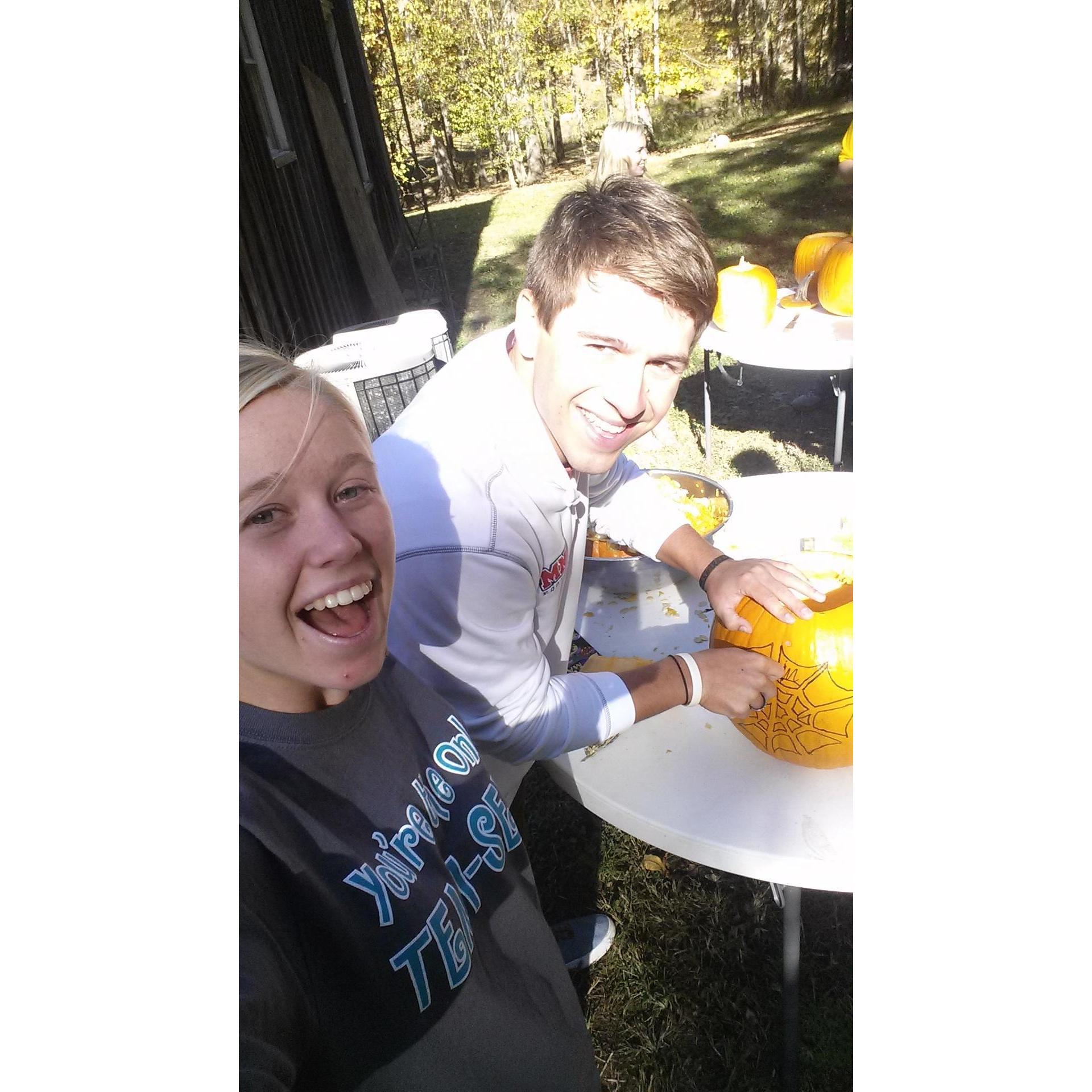 Fall festivities & pumpkin carving at a friend's house in Dickson, Tennessee!
