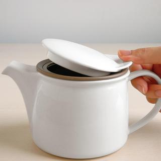 Brim Teapot