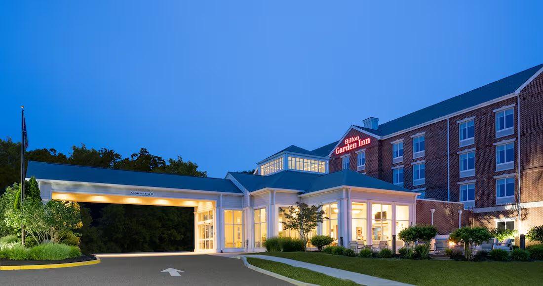 The Wedding Website of Shana Konoval and Christopher Manley