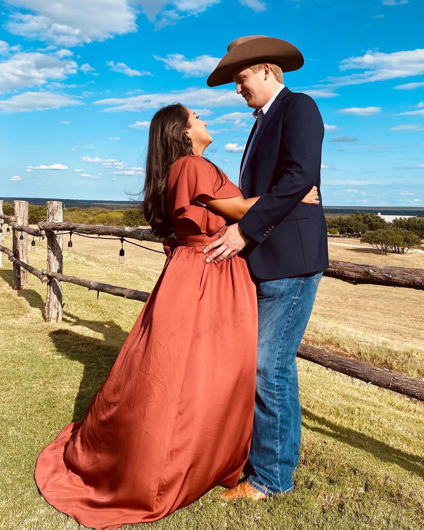 The Wedding Website of Sofia Selene Garcia and Vernon Hayden Crelia