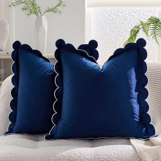 HOSTECCO Navy Blue Throw Pillow Covers 18x18 Inch Set of 2 Scalloped Pillow Cases Velvet Vintage Decorative Pillows for Home Sofa Living Room