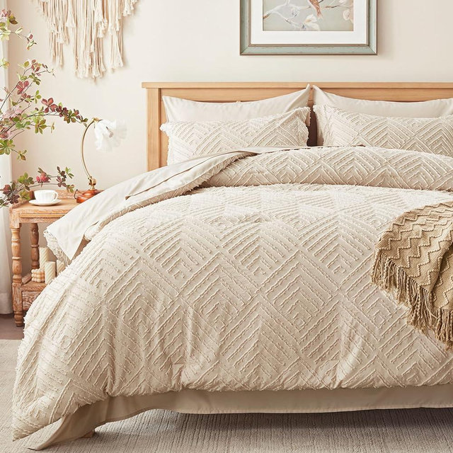 Zzlpp Queen Comforter Set 7 pieces, Beige Tufted Bed in a Bag with Sheets, All Season Boho Bedding Sets with 1 Comforter, 2 Pillow Shams, 2 Pillowcases, 1 Flat Sheet, 1 Fitted Sheet