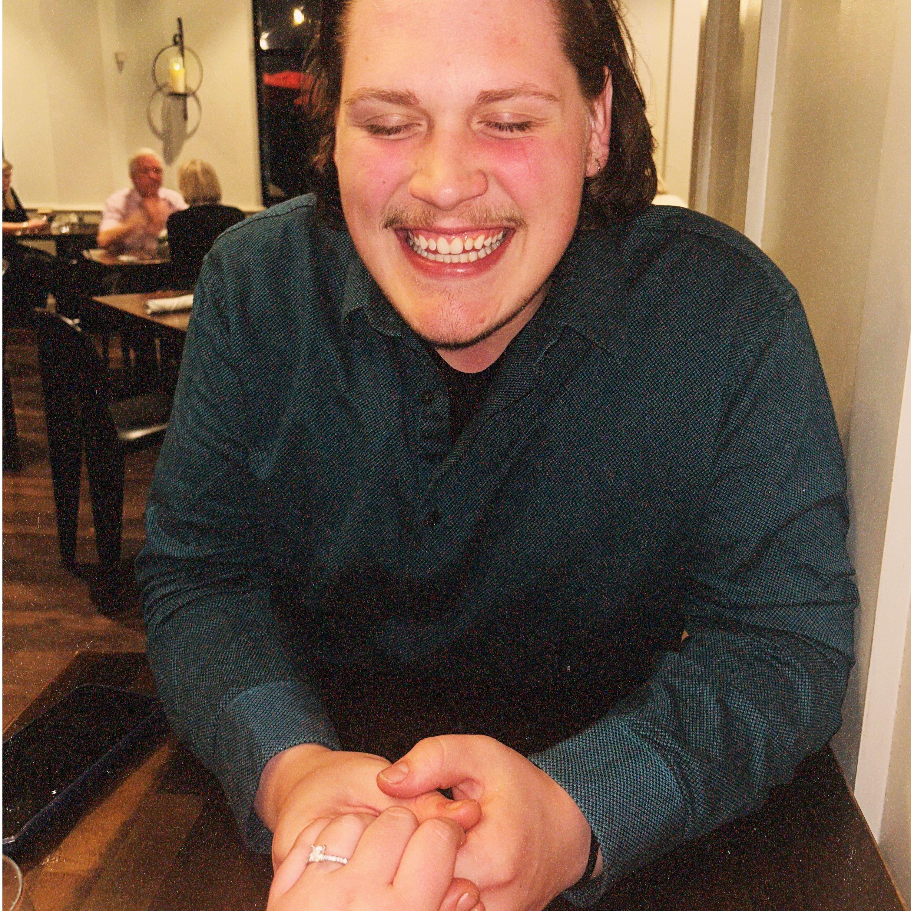 He couldn't stop cheezing after he proposed!