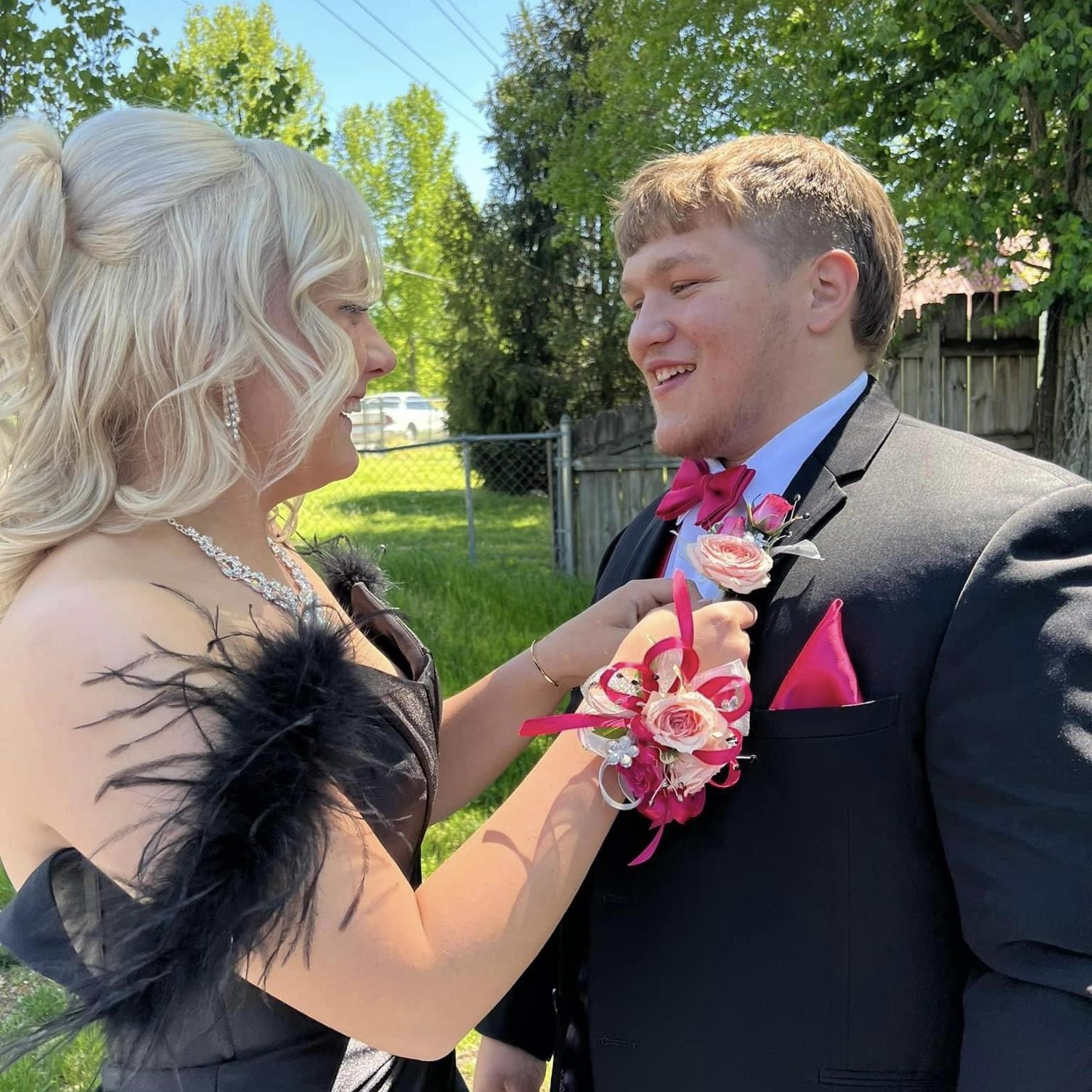 04/29/23
Our first prom!