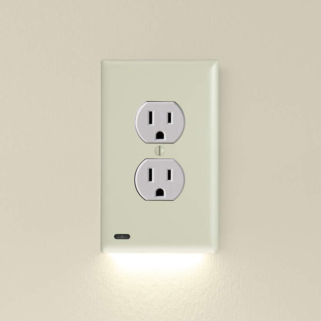 Single - SnapPower GuideLight for Outlets [New Version - LED Light Bar] - Night Light - Electrical Outlet Wall Plate With LED Night Lights - Automatic On/Off Sensor - (Duplex, Ivory)