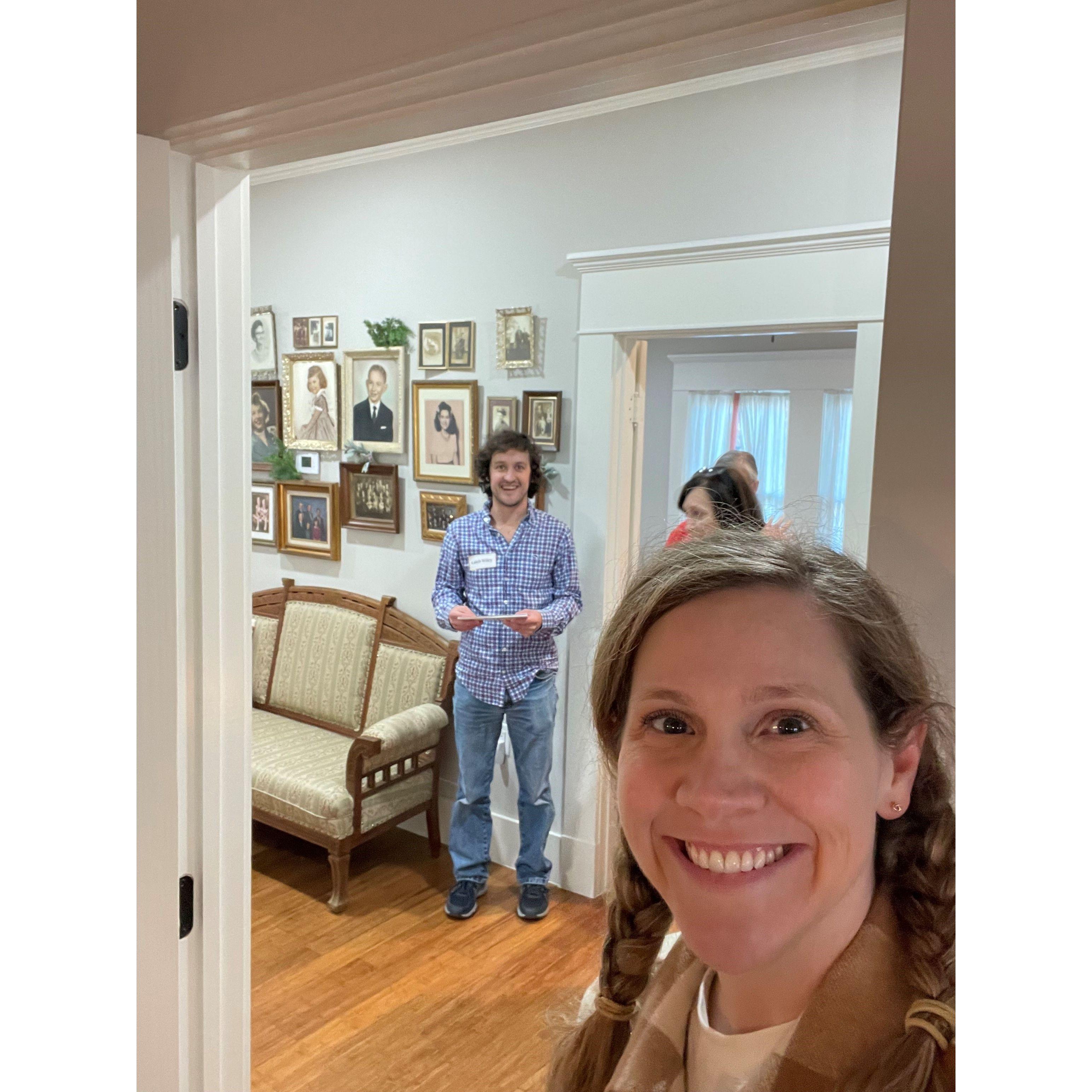 Volunteering in historic Waxahachie homes with Cyndi Lu Lopez Vega!