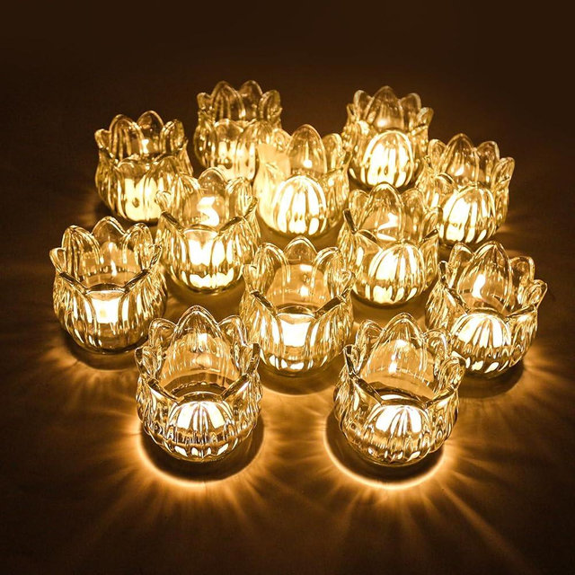VIVAHEARTH Tulip Votive Candle Holders Set of 12, Tea Light Candle Holder Glass for Table Centerpiece, Tealight Candle Holders for Wedding Déco, Birthday, Anniversary, Parties, and Holiday (Clear)