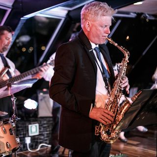 Jazz Dinner Cruise on the River Thames for 2 - London