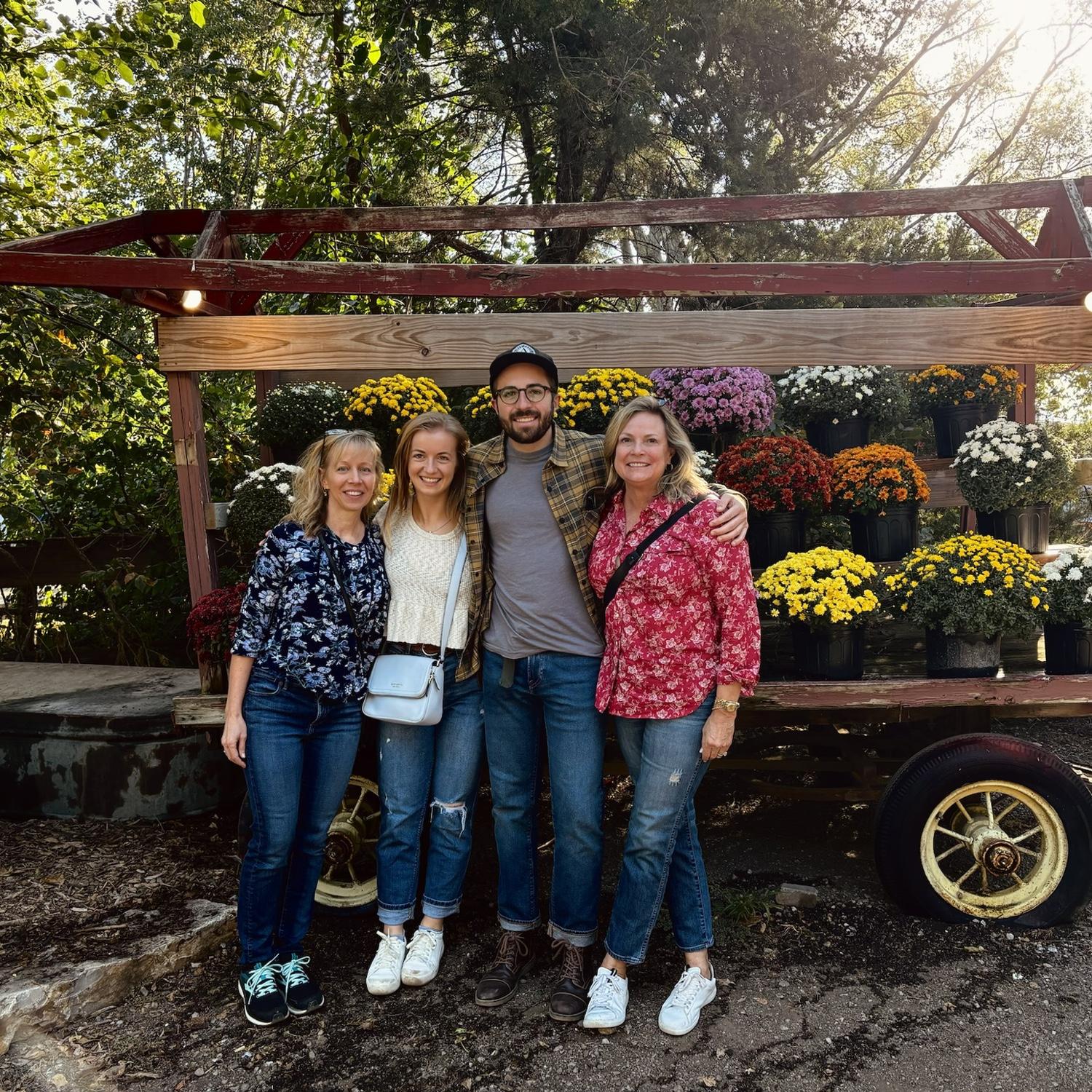 Mom Weekend at Vala’s❤️