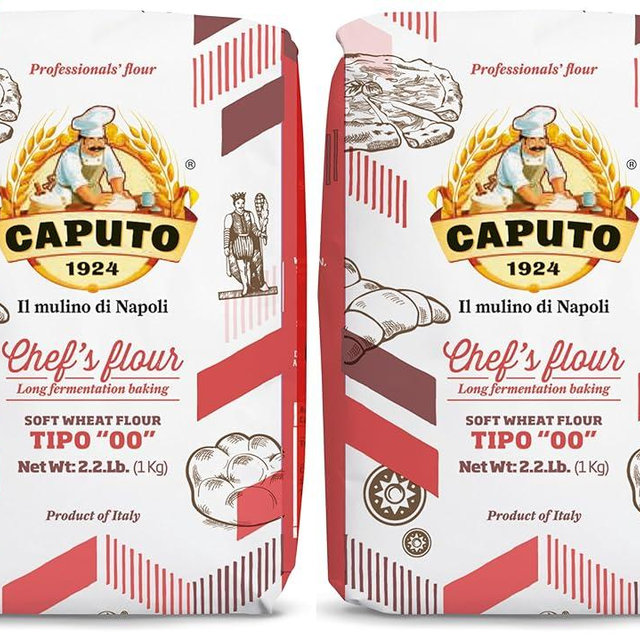Antimo Caputo Chefs Flour 2.2 LB (Pack of 2) - Italian Double Zero 00 - Soft Wheat for Pizza Dough, Bread, & Pasta