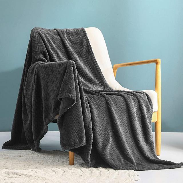 Exclusivo Mezcla Large Flannel Fleece Throw Blanket, Jacquard Weave Wave Pattern (50" x 70", Grey) - Soft, Warm, Lightweight and Decorative