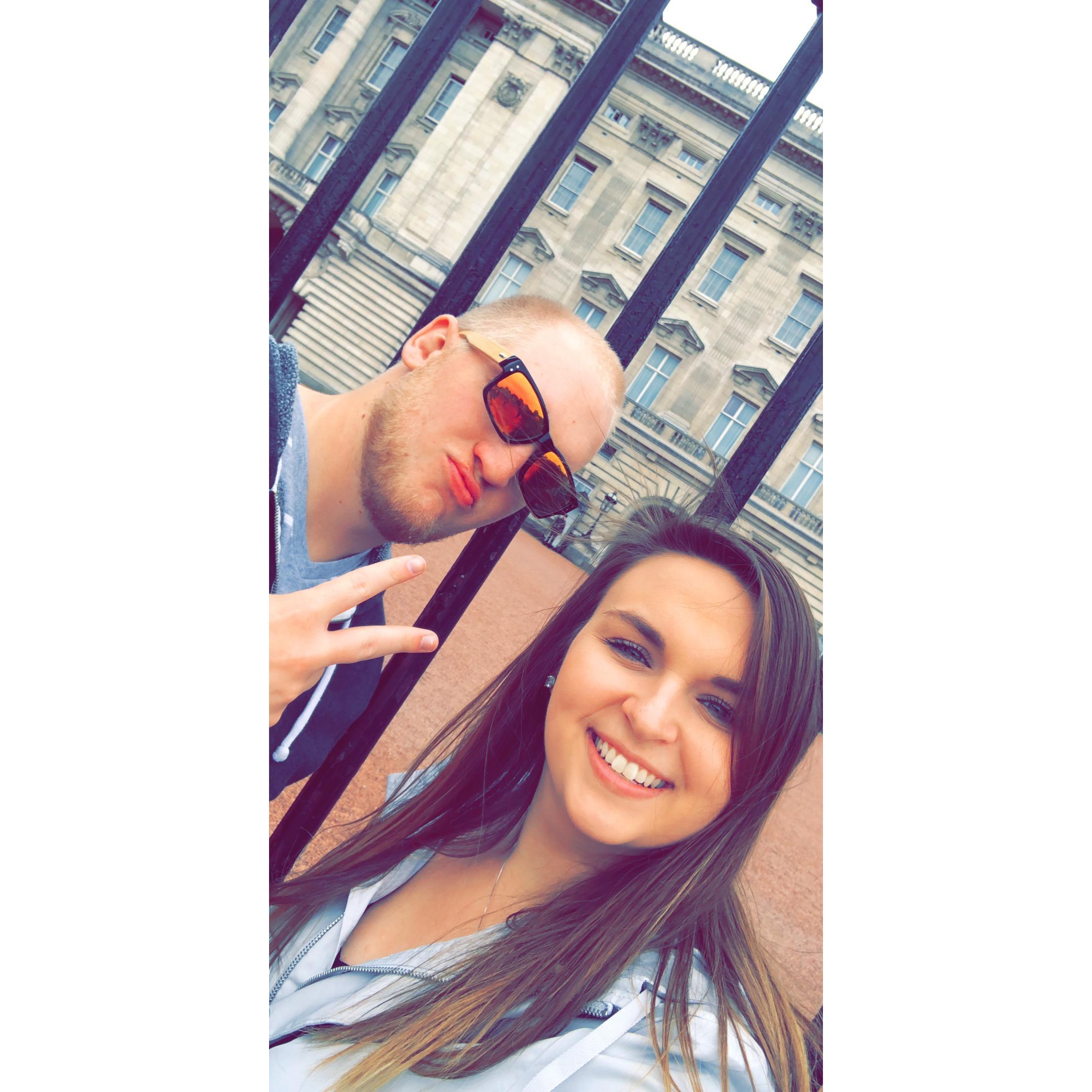Buckingham Palace!