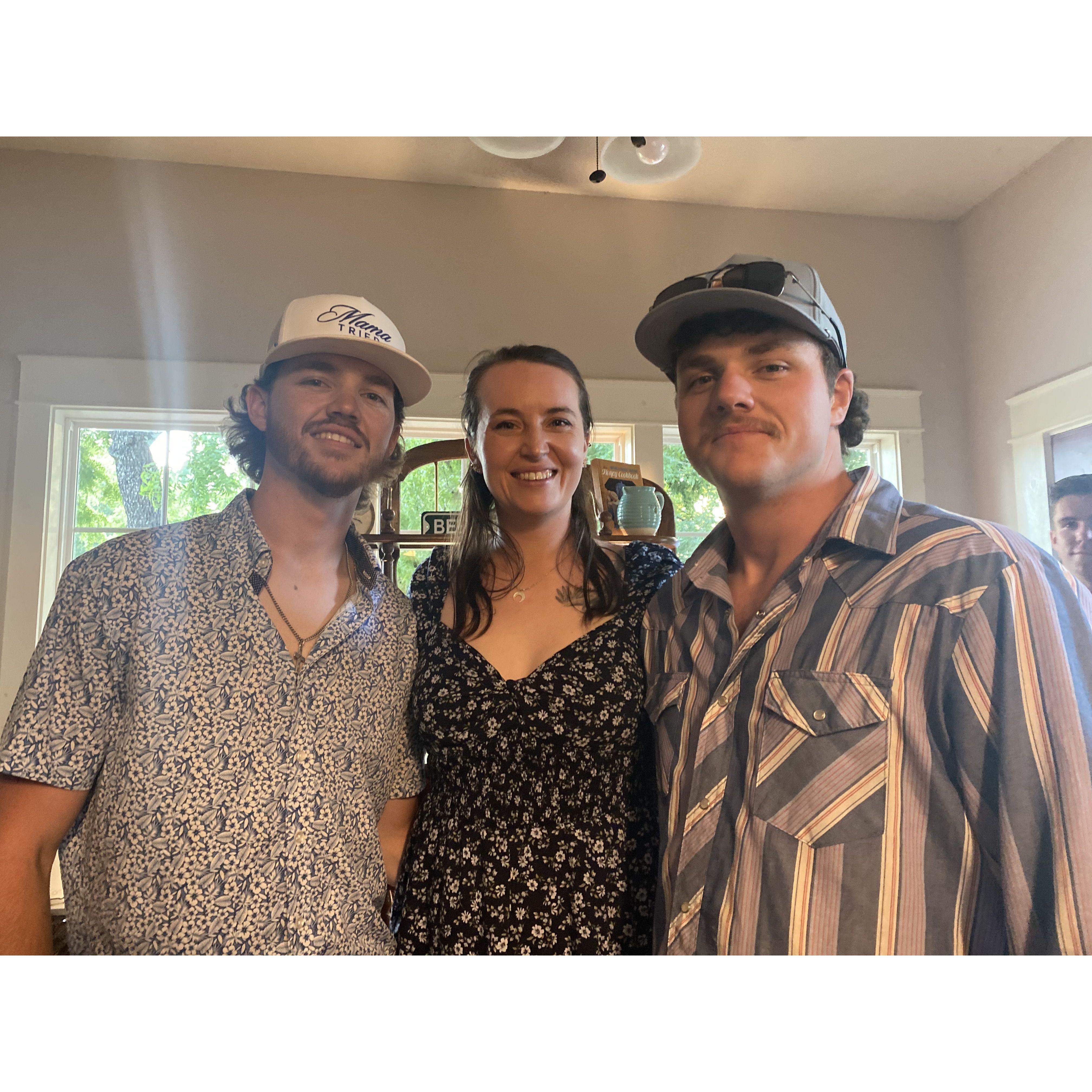 In Texas for Haley & Derek Baker’s reception, featuring Talon’s brothers, Landon & Weston Whiteside.