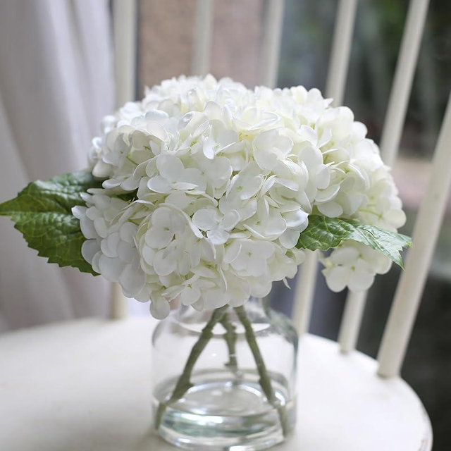 CHASMILE Real Touch Artificial Flowers Whith White Hydrangea in Vase for Home Decoration, Fake Flowers Centerpieces for Tables, Lifelike Fake Hydrangea in Vase for Bathroom, Office and Water Bar