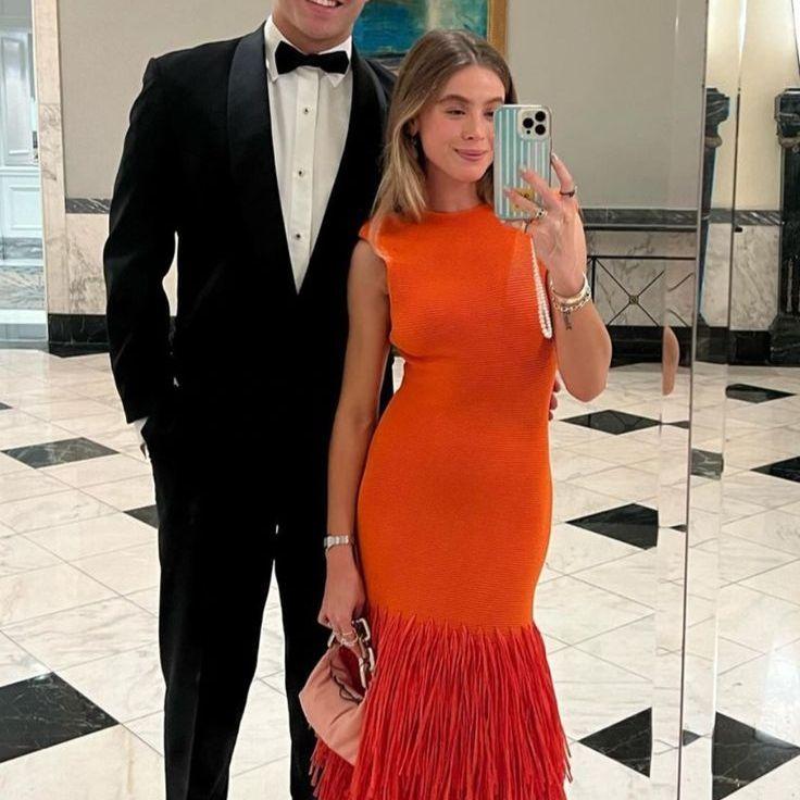 BLACK TIE