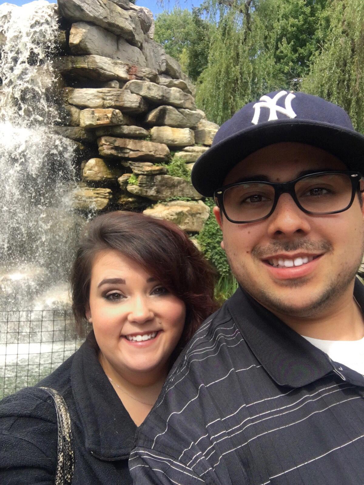 Spending time with my best friend at the DC zoo!
You can't see it but directly above our heads orangutans climb across tight ropes to get to & from their exhibits!