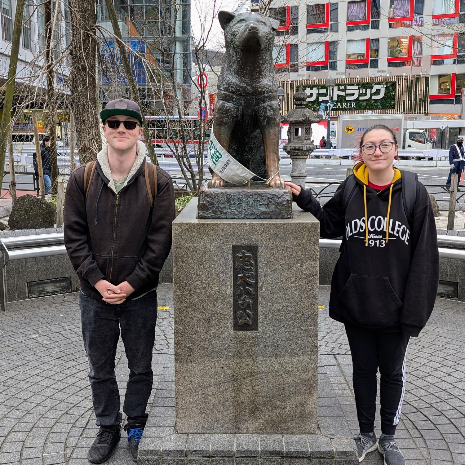 With the famous Hachiko statue in Tokyo Hachiko was an incredibly loyal Akita dog who waited at the station daily for his deceased owner for nearly a decade, becoming a powerful symbol of devotion.