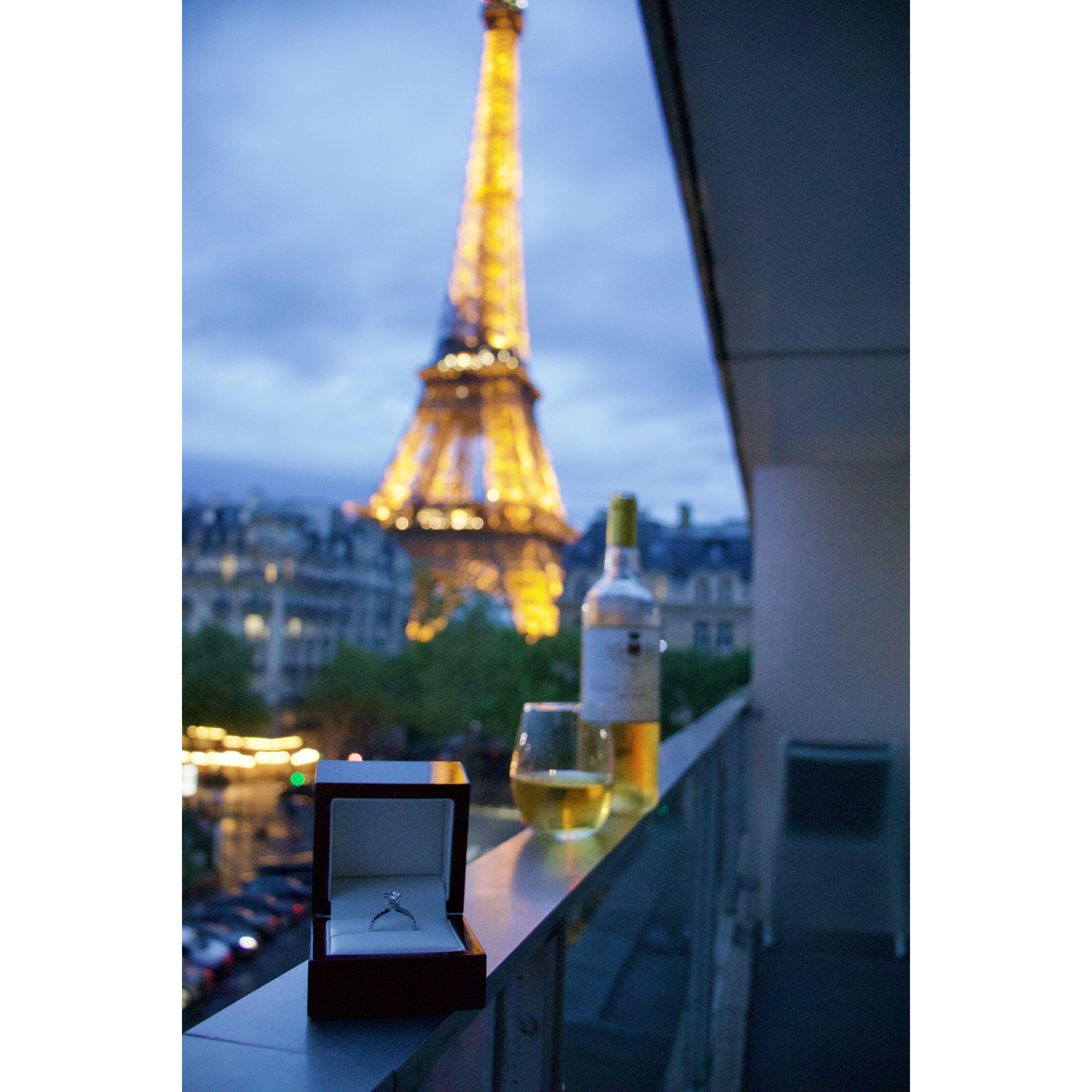Engagement in Paris! 2024