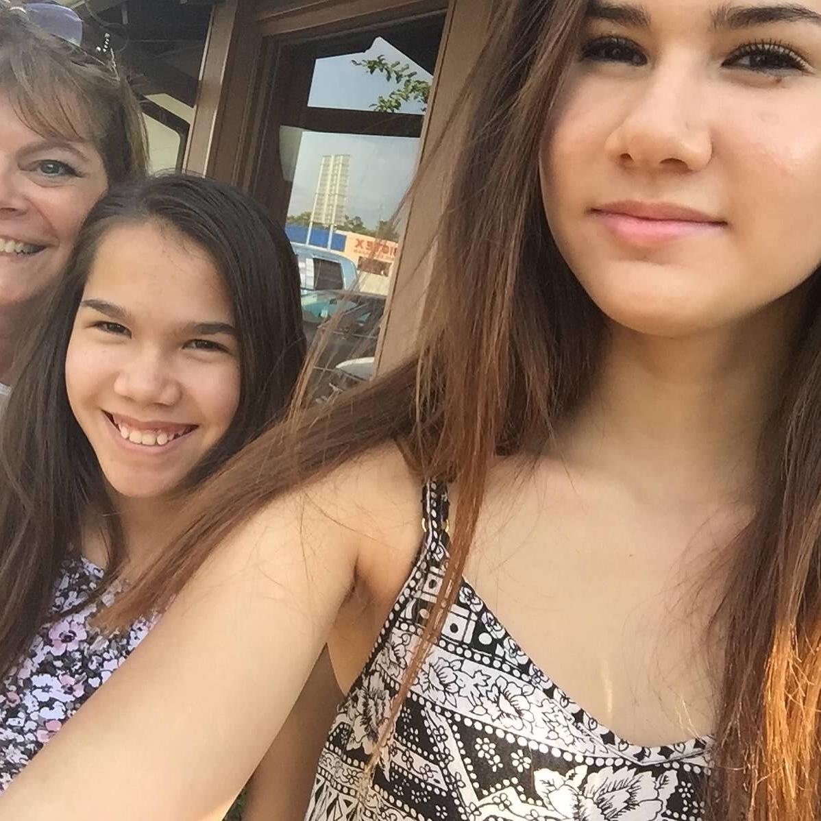 The bride and bridesmaids -  September 6, 2015 - Deerbrook Mall,  Humble, TX