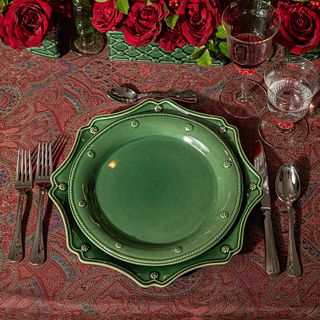 Berry & Thread Dinner Plate