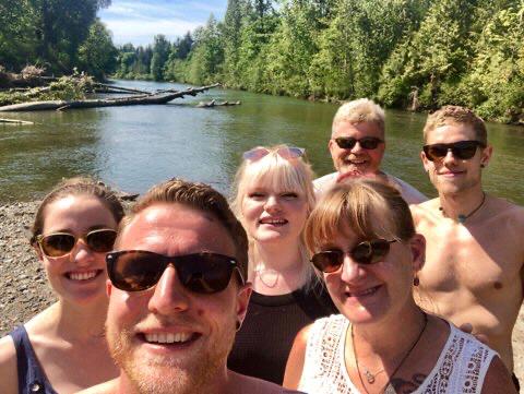 The Wallinger Family :)