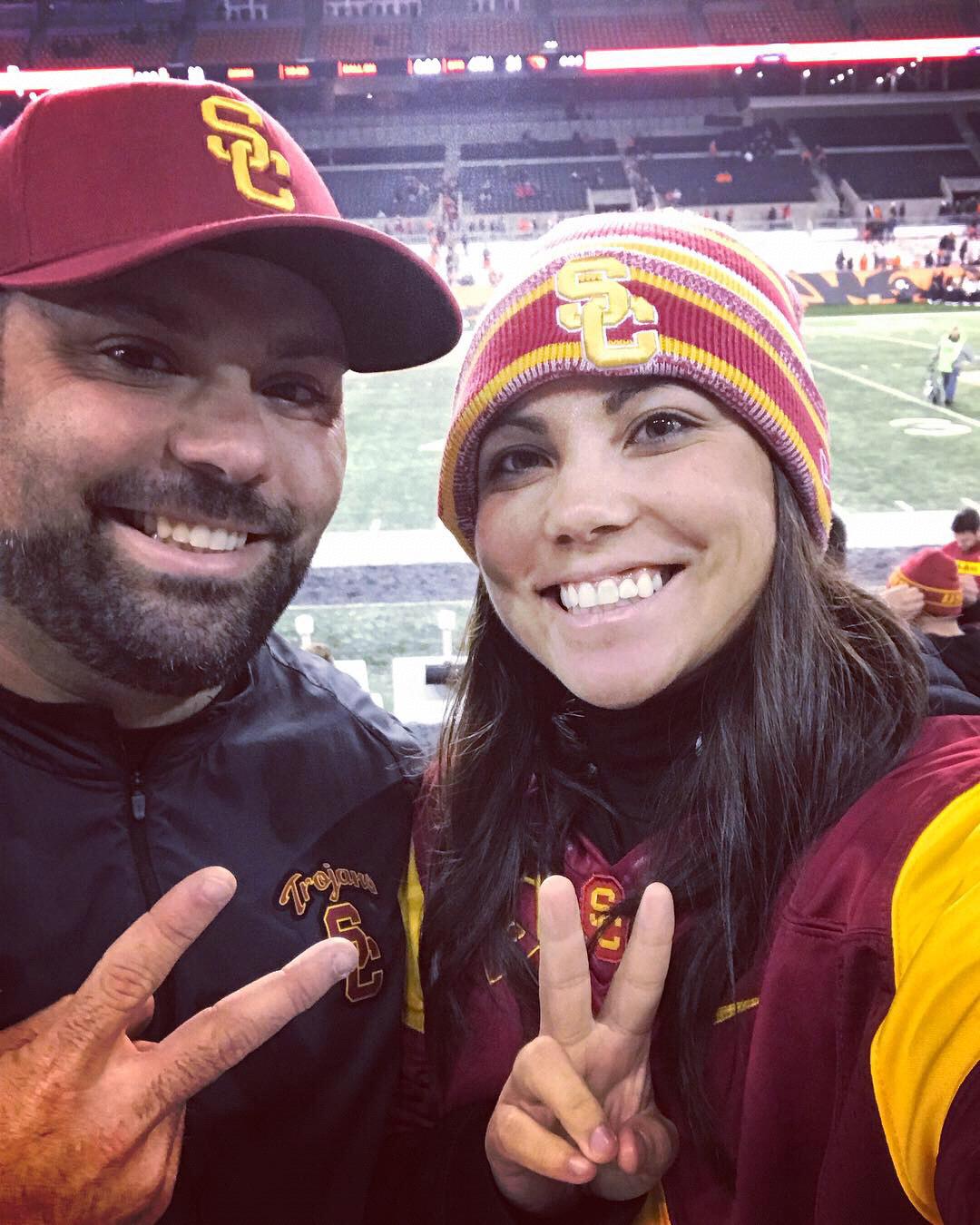 We LOVE USC football