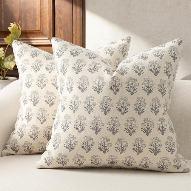 DKwizme Farmhouse Floral Pillow Covers 20x20 Set of 2, Country Botanical Throw Pillow Cover for Sofa Couch Bed Living Room, Rustic Vintage Flower Cushion Covers Cottage Home Decor,Rustic Gray