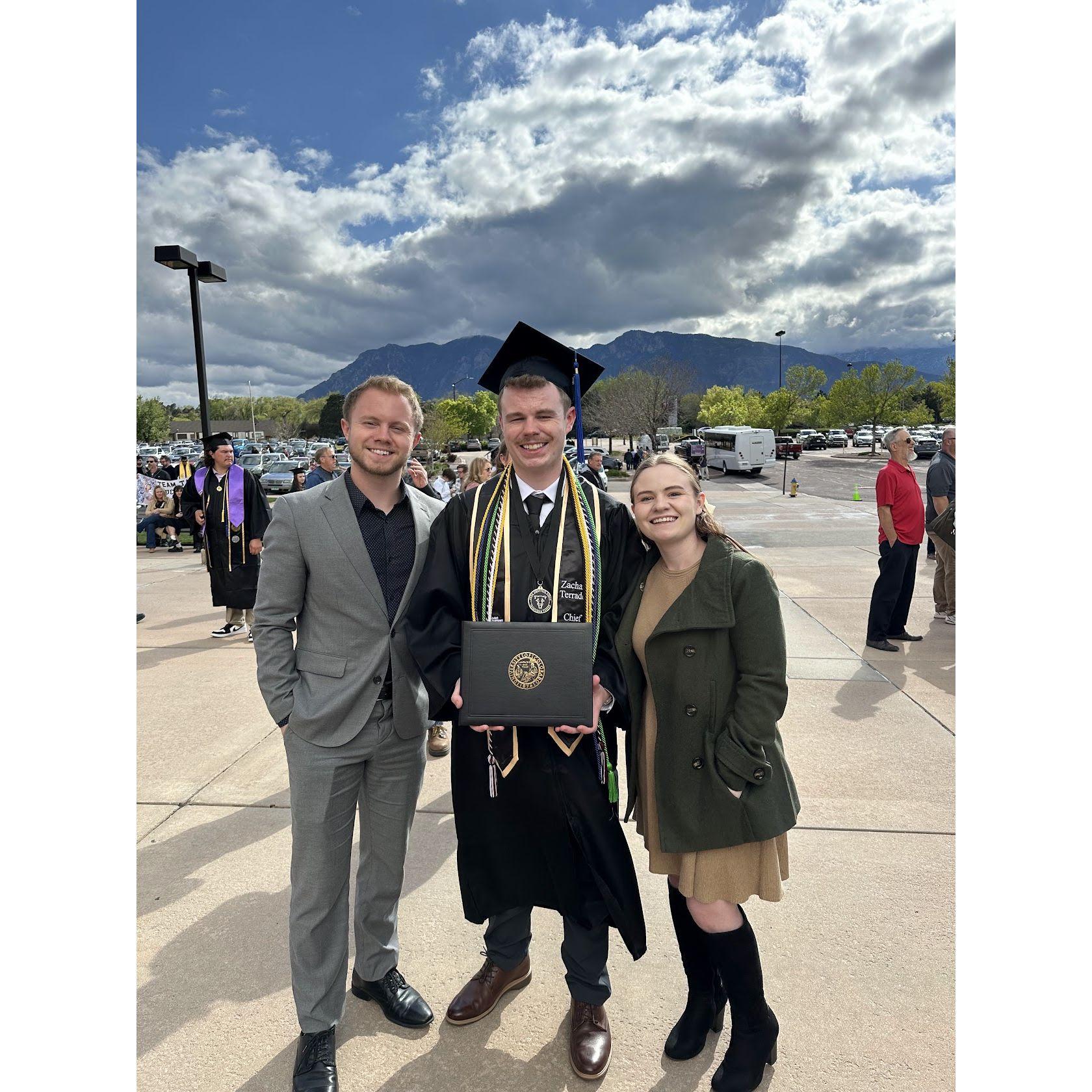 The Terradez siblings at Zach's graduation—what a squad! 🎓🎉