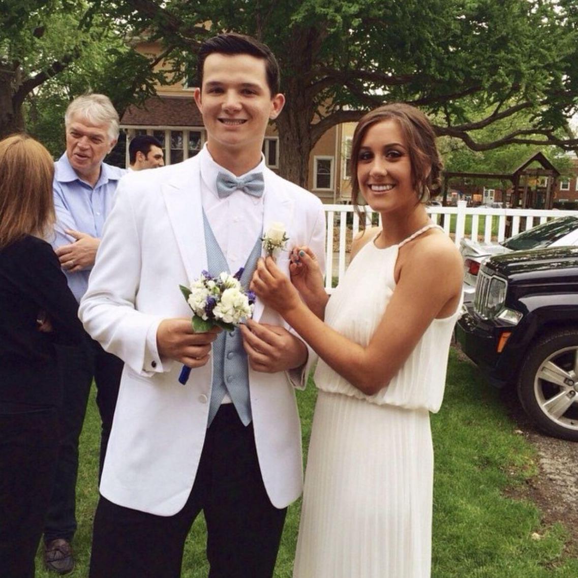 Junior Prom (2015)