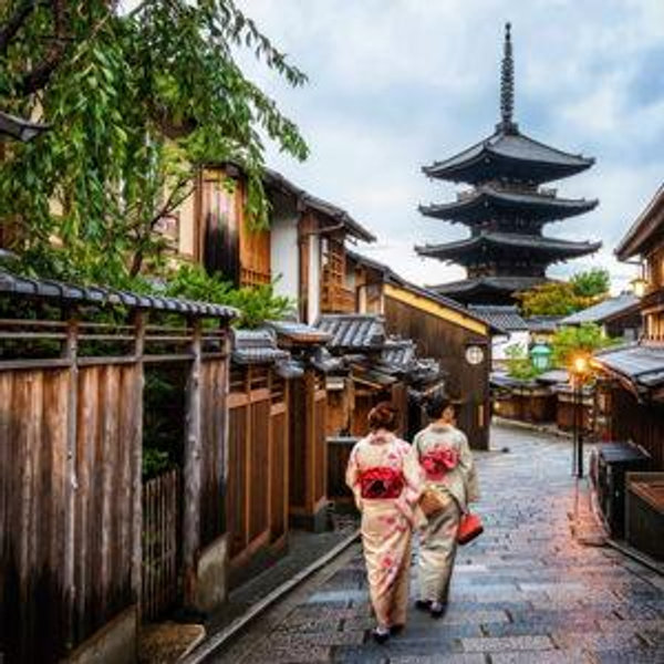 Relaxing experiences in Japan