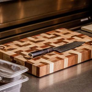 Knife & Cutting Board Set