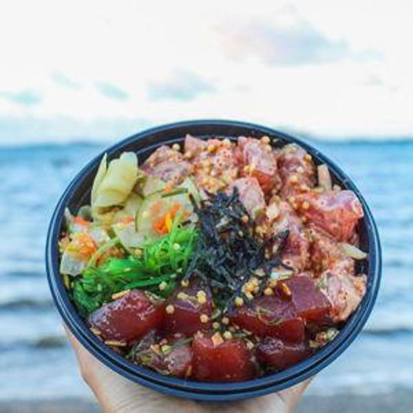 Poke Bowls in Hawaii!