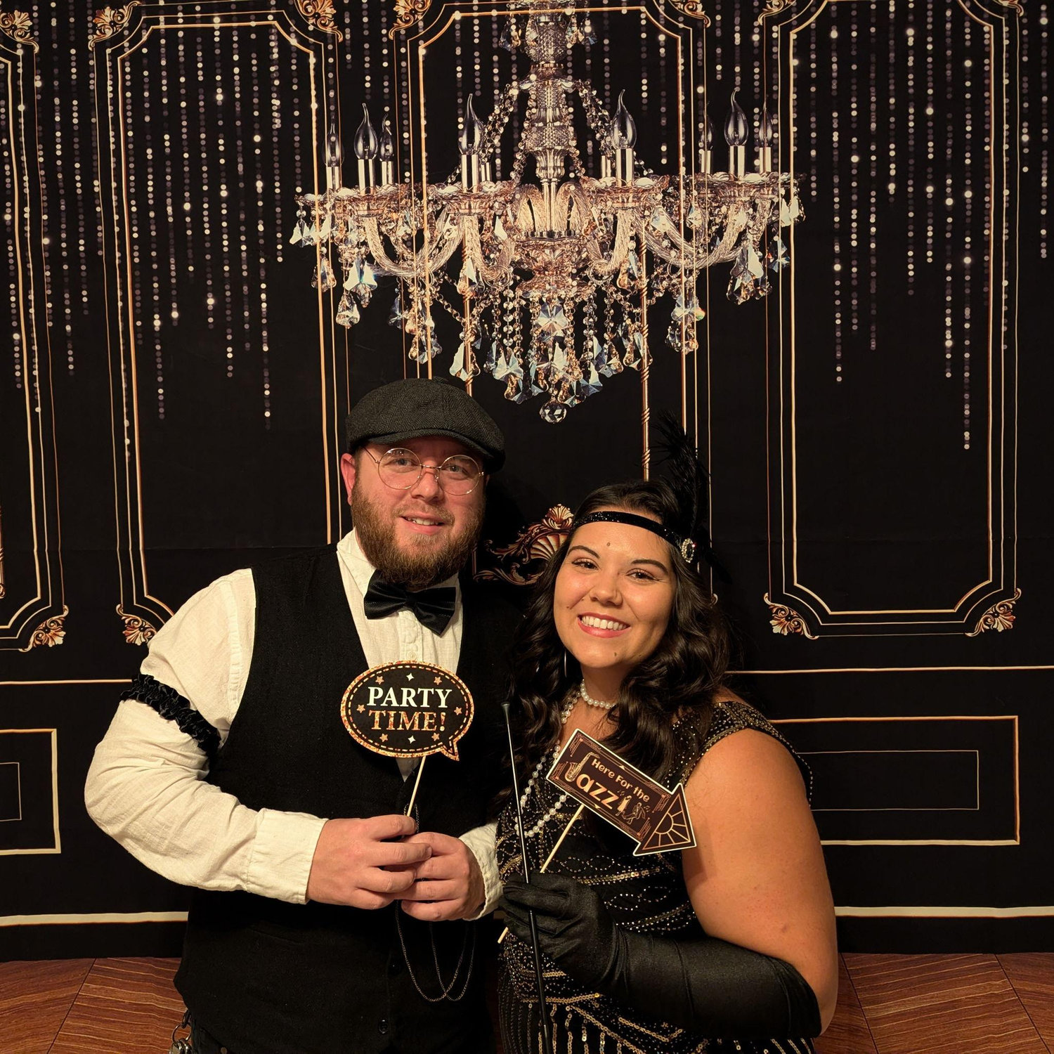 Flappers, fedoras, and fatal fun... Roaring 20s Murder Mystery