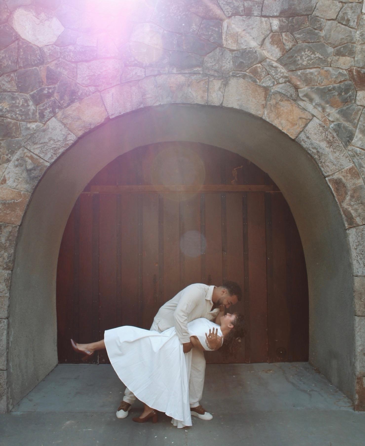 The Wedding Website of Hannah Velasquez and Lawrence Coleman